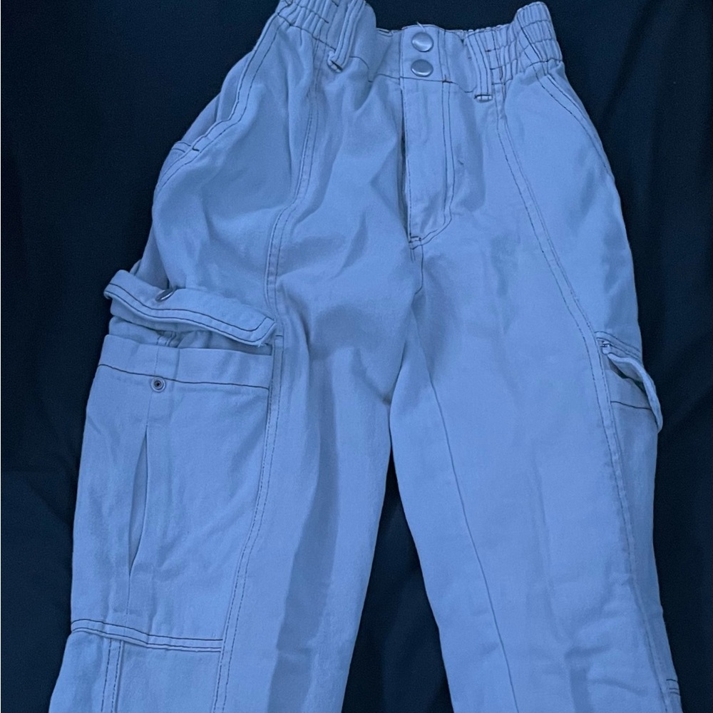 Beige pants, barely worn, not very long if you’re above 5’4 will be short